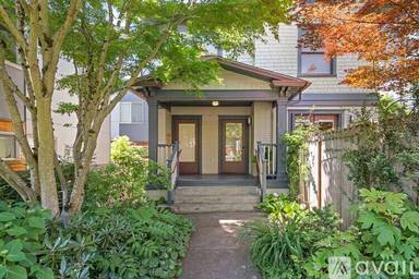 Main picture of 935 13th Ave