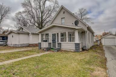 Main picture of 2063 N Charles St