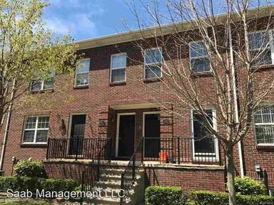 Main picture of 43121 Burlington Dr
