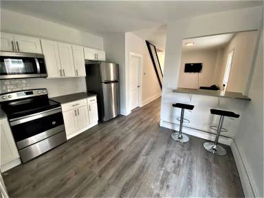 Main picture of 515 Thomas St