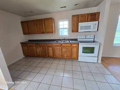 Main picture of 712 Connor St