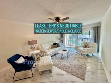 Main picture of 512 W Venice Ave