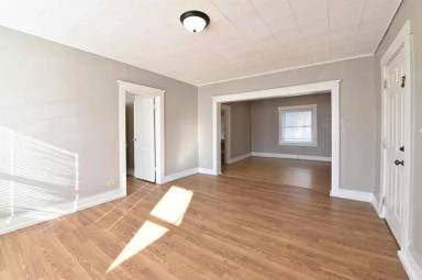 Main picture of 2968 Poppleton Ave