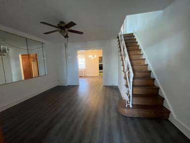 Main picture of 7203 Glenloch St