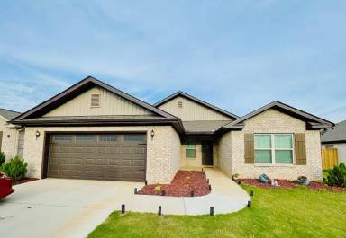 Main picture of 115 Edgestone Dr