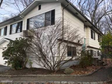 Main picture of 25 Lillian St