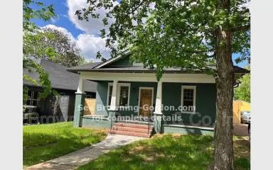 Main picture of 1005 W Eastland Ave