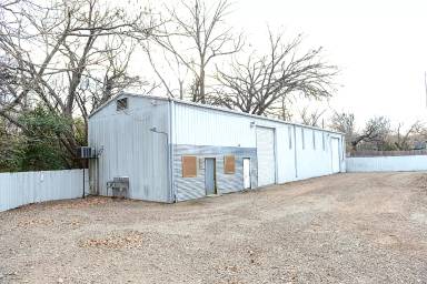 Main picture of 808 W Coffin St
