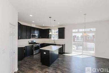 Main picture of 4452 Monroe Ct