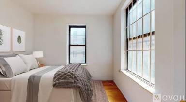 Main picture of 238 E 5th St