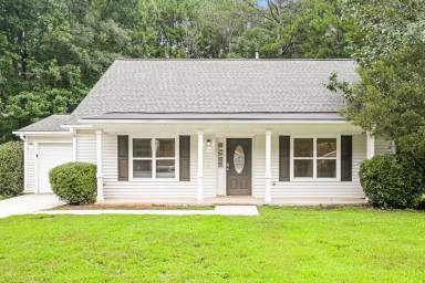 Main picture of 1612 Picadilly Ct NE