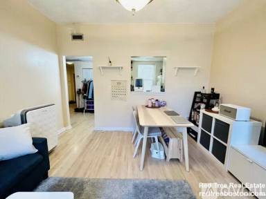 Main picture of 92 Gordon St