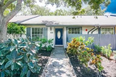 Main picture of 654 Capistrano Ct