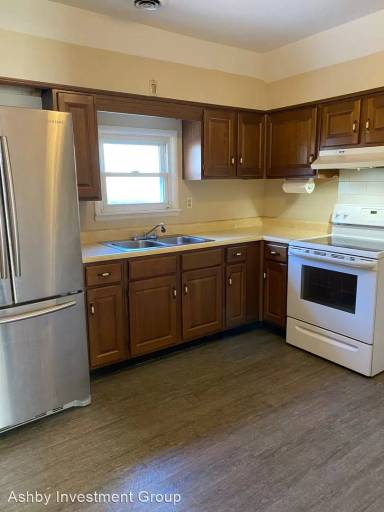Main picture of 1626 Stinson Ave