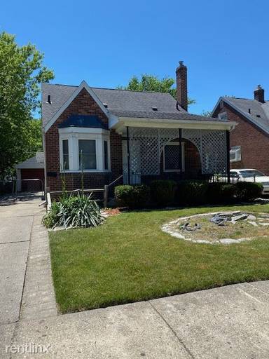 Main picture of 20476 Kenosha St