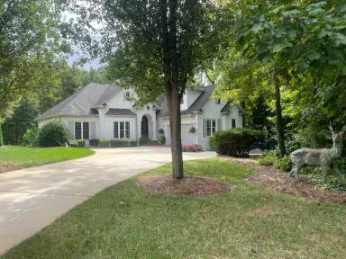 Main picture of 119 Cabana Dr