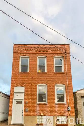 Main picture of 714 State Way