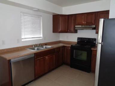Main picture of 1302 W 3rd St