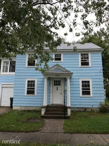 Main picture of 1930 Howden St