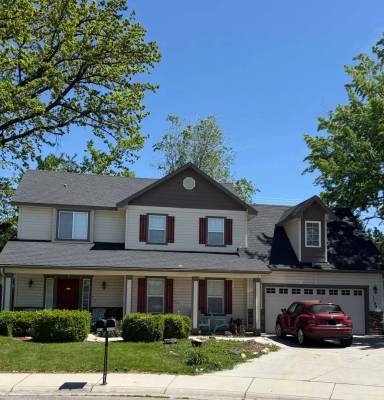 Main picture of 1124 N Newcreek