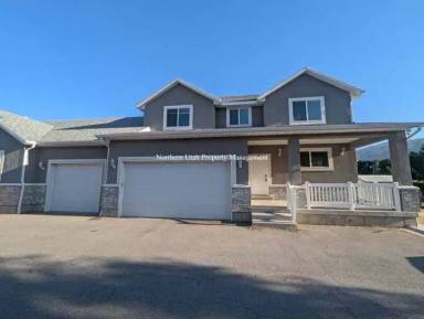 Main picture of 1290 N 200 W
