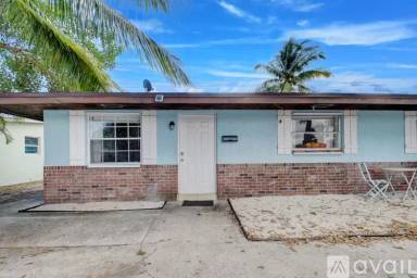 Main picture of 210 SE 4th Ave