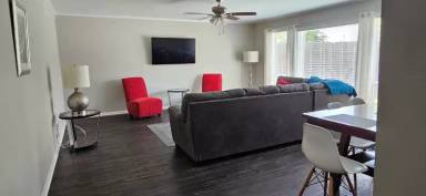 Main picture of 5920 E 23rd St