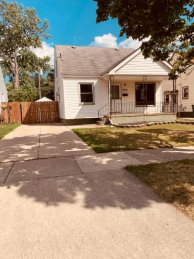 Main picture of 1577 Grant Ave