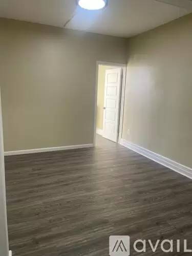 Main picture of 4 Carnegie Ave