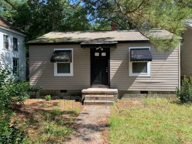 Main picture of 813 Clark St