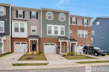 Main picture of 7033 Fox Glove Ln