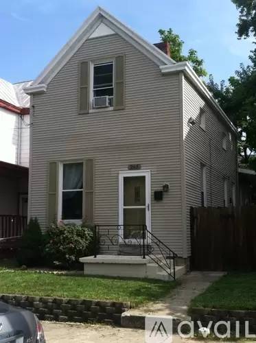 Main picture of 265 Van Voast Ave
