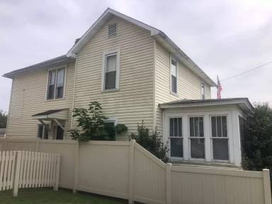 Main picture of 3300 N Main St