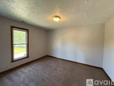 Main picture of 836 Warren Ave