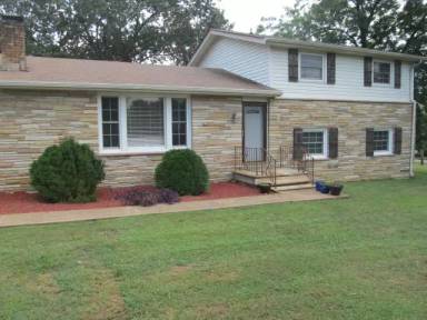 Main picture of 201 Appletree Rd