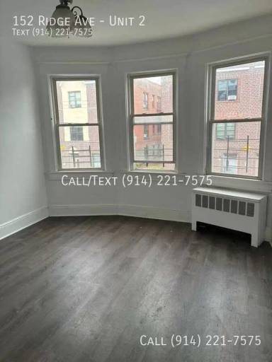 Main picture of 152 Ridge Ave