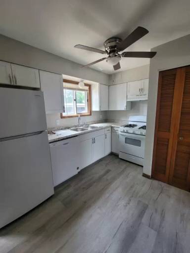 Main picture of 331 Pershing Ave NE