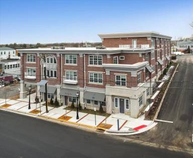 Main picture of 25 Hillside Ave