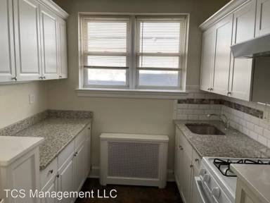 Main picture of 1661 Harrison St