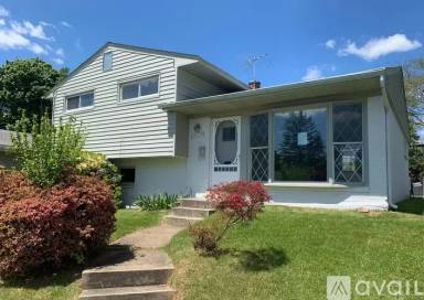 Main picture of 12812 Weiss St