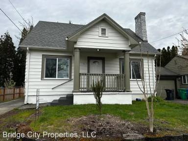 Main picture of 8217 NE Beech St