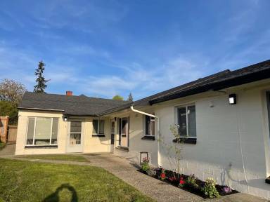 Main picture of 5425 S M St