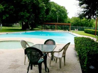 Main picture of 2318 Chapel Hill Ln