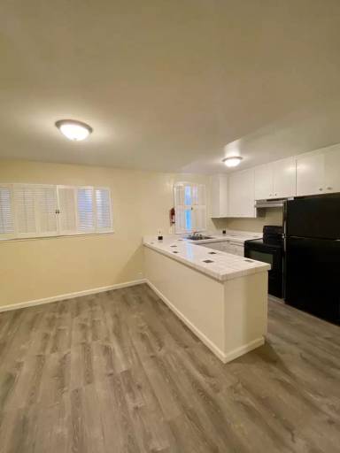 Main picture of 395 Orange St