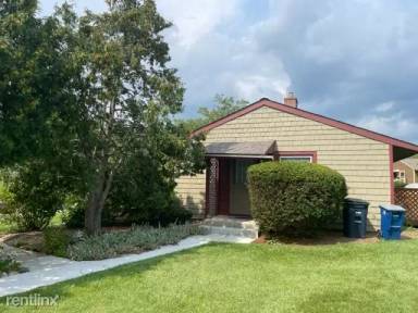 Main picture of 2311 Fernwood Ave