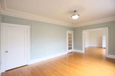 Main picture of 306 20th Ave