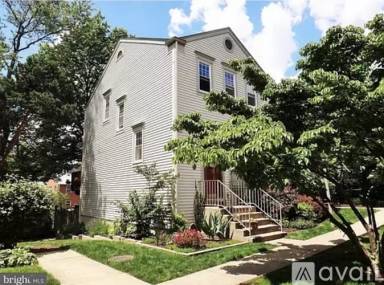 Main picture of 49 Fendall Ave