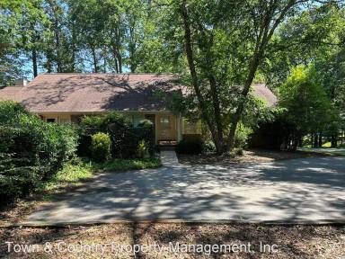 Main picture of 321 Gatewood Dr