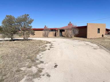 Main picture of 7706 N Plainfield Dr
