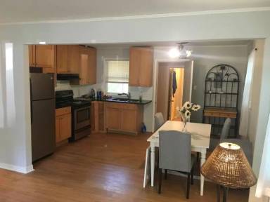 Main picture of 4015 Dinglewood Ave